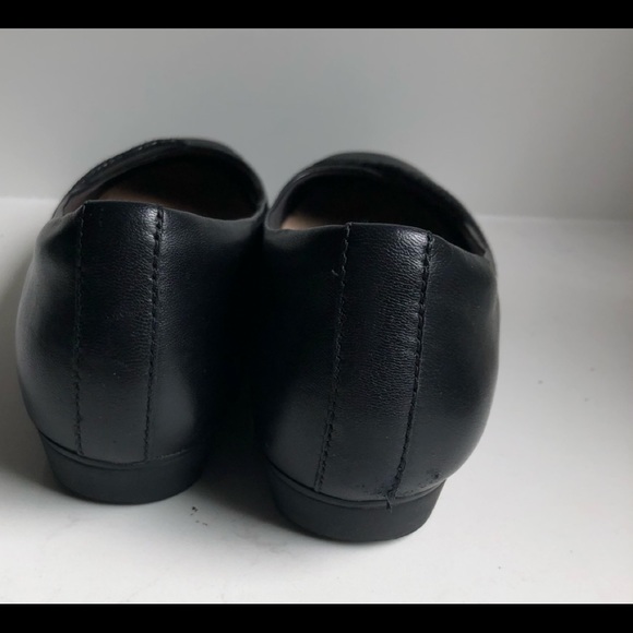 Clarks genuine Leather Black loafers - Picture 3 of 6